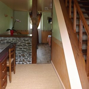 1er étage - vers le petit salon - Et escalier à droite vers la mezzanine