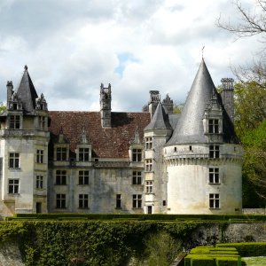 Château de Puyguilhem à Villars
